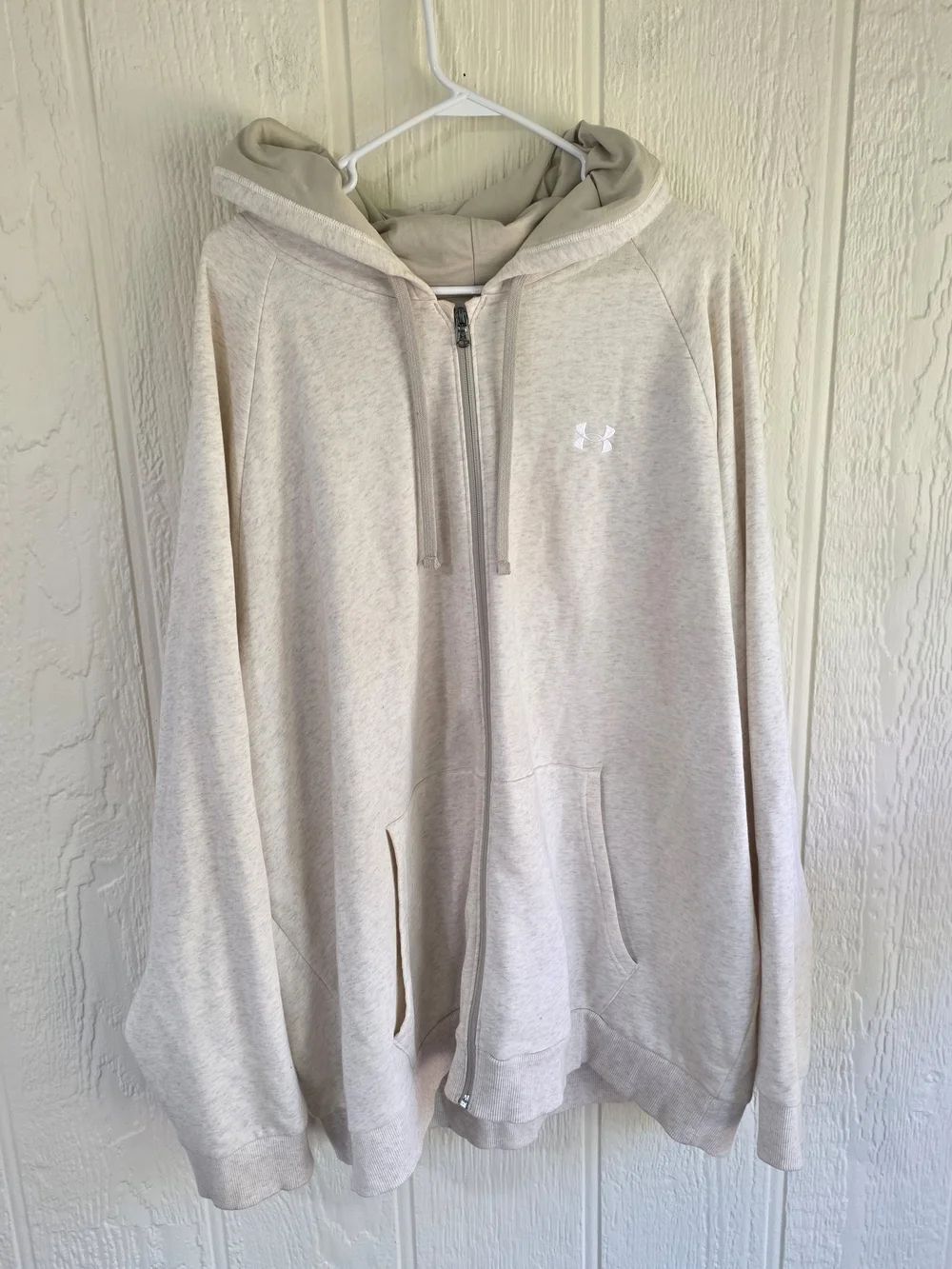 Men's Under Armour Men’s Cream Zip-Up Hoodie, Size 4XL